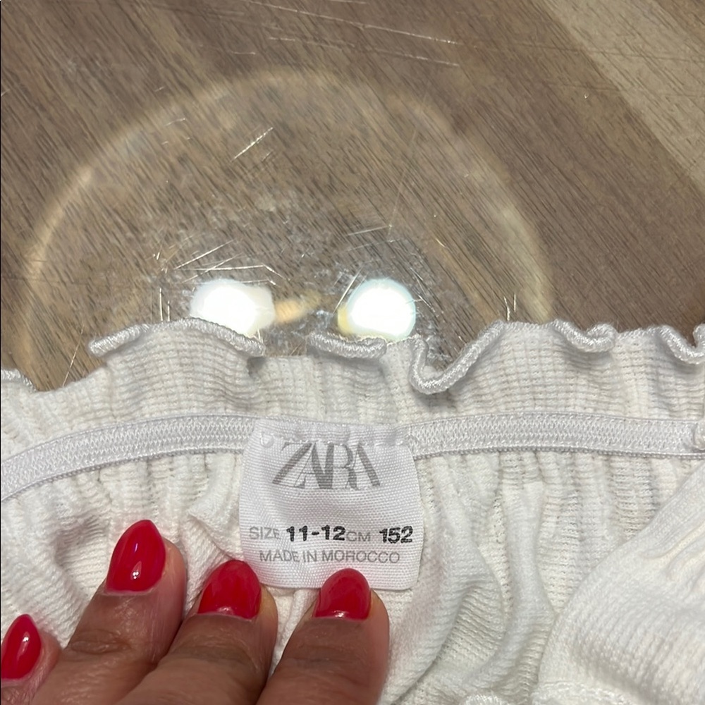 Zara White Ruffled Top - Picture 2 of 3
